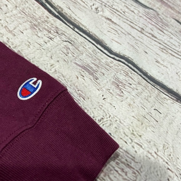 Women's Champion Logo Multi Color Crop Top Long Sleeve Crewneck Shirt Sweatshirt - Picture 3 of 9